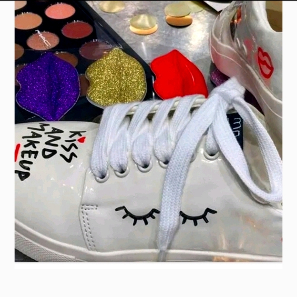 Mr. Monkies Sneakers Women Size 9